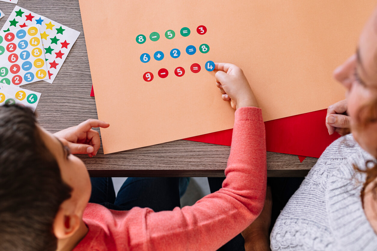 3 manualidades para enseñar matemáticas a los niños