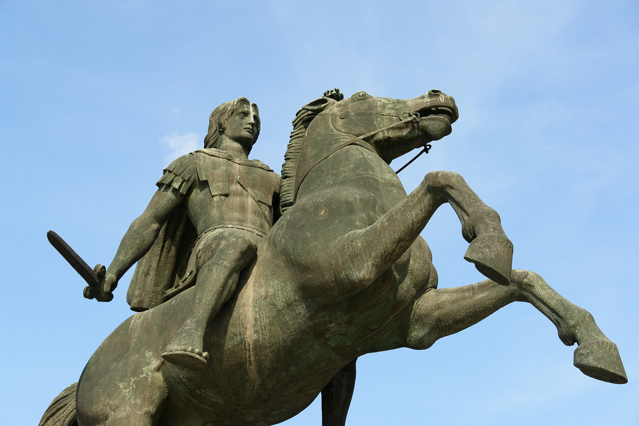 A statue of Alexander the Great riding a horse.