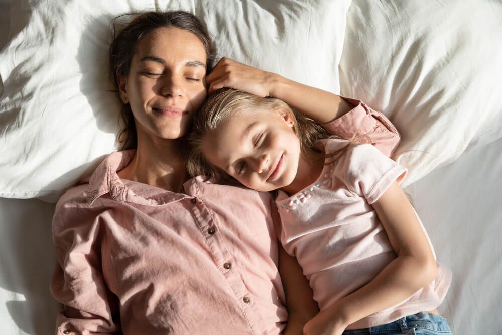 Aunque mi hijo creció, soy feliz haciéndole compañía
