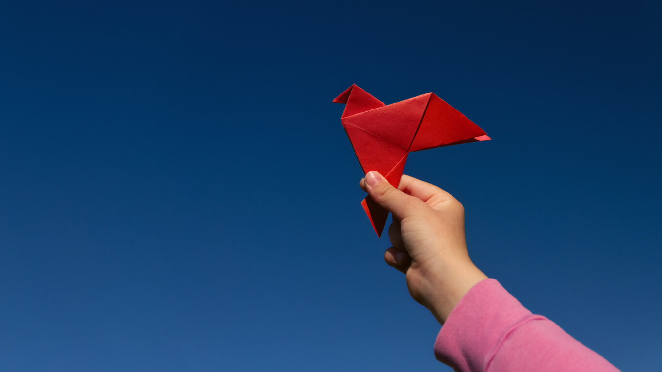 Cómo hacer pajaritas de papel