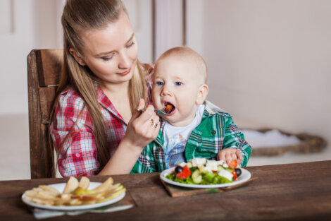 La importancia de la alimentación del bebé en su desarrollo maxilofacial
