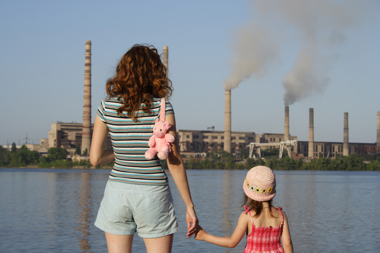 Cómo explicar la contaminación ambiental a los niños