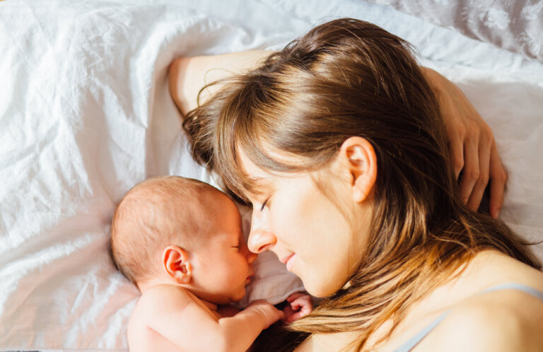 ¿Sabías que el aroma del recién nacido causa un efecto narcótico en el cerebro de las madres?