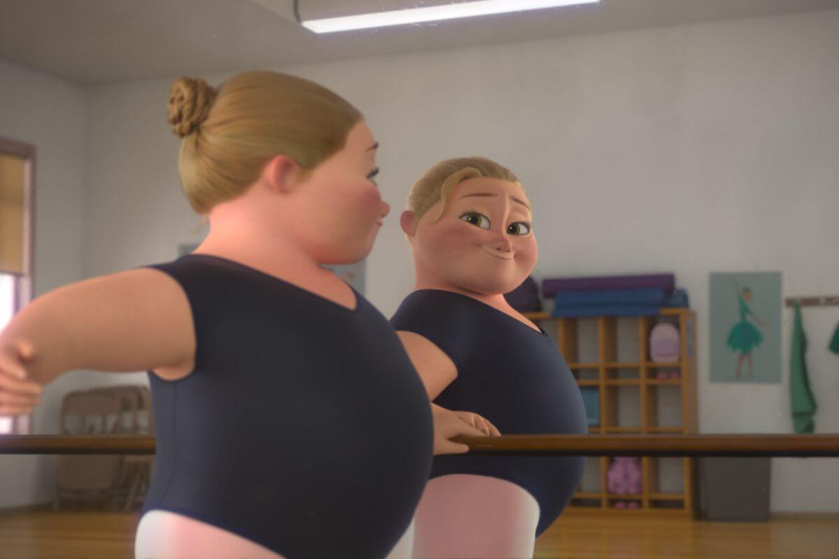 niña obesa bailarina mira reflejo en espejo