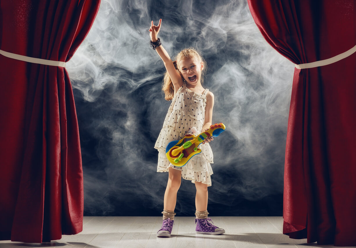 36 nombres para niñas inspirados en canciones