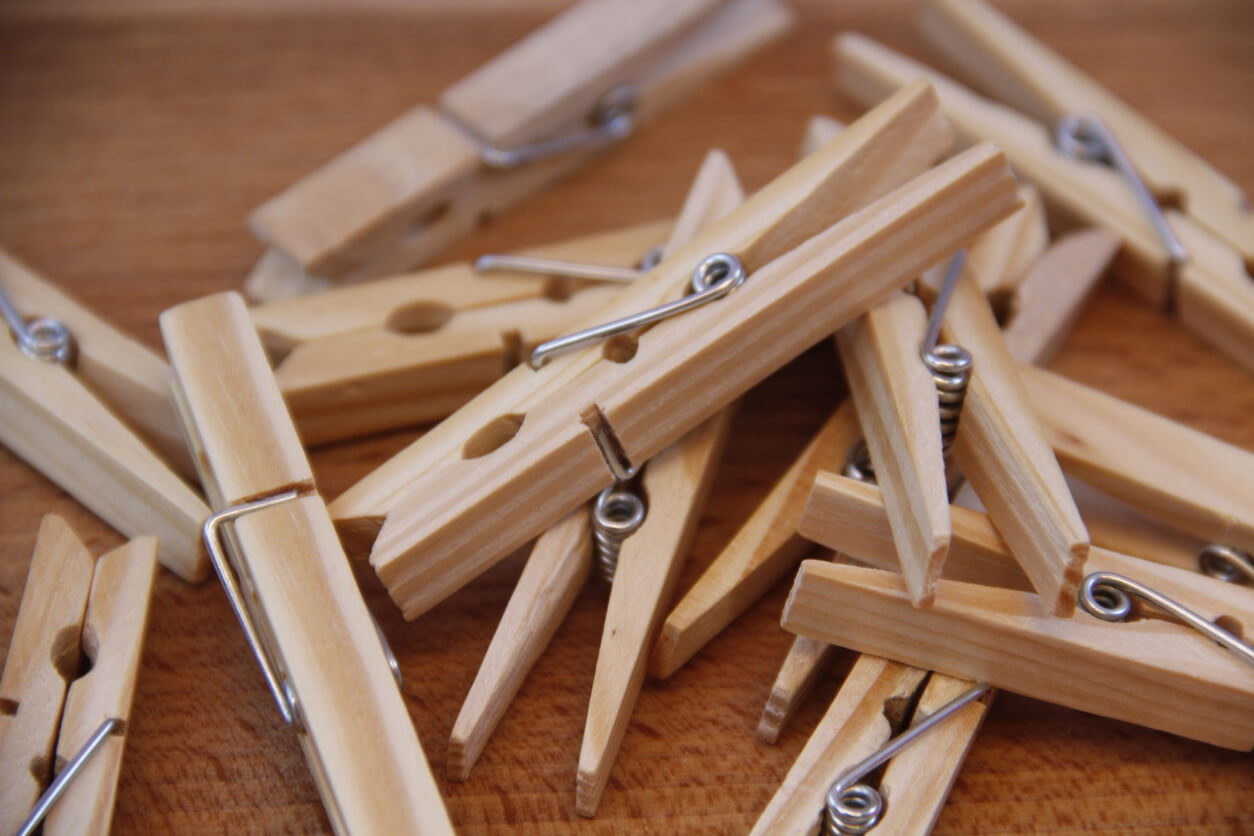 10 manualidades con pinzas de madera - Pequeocio