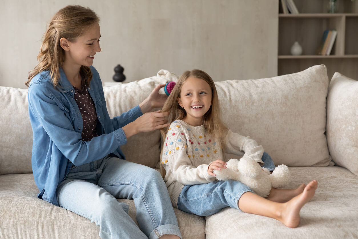 7 trucos para desenredar el pelo de tus hijas