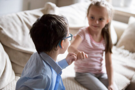 Los 5 lenguajes de la disculpa: cómo trabajarlos con tus hijos
