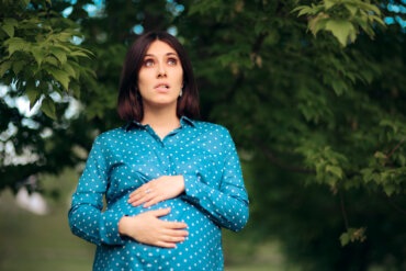 El estrés del bebé en el útero materno: qué debes saber