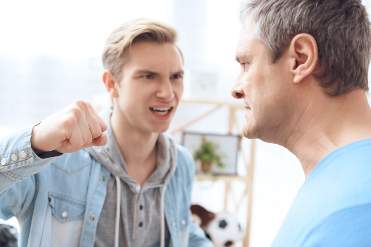 Padres maltratados por sus hijos: ¿cómo actuar?