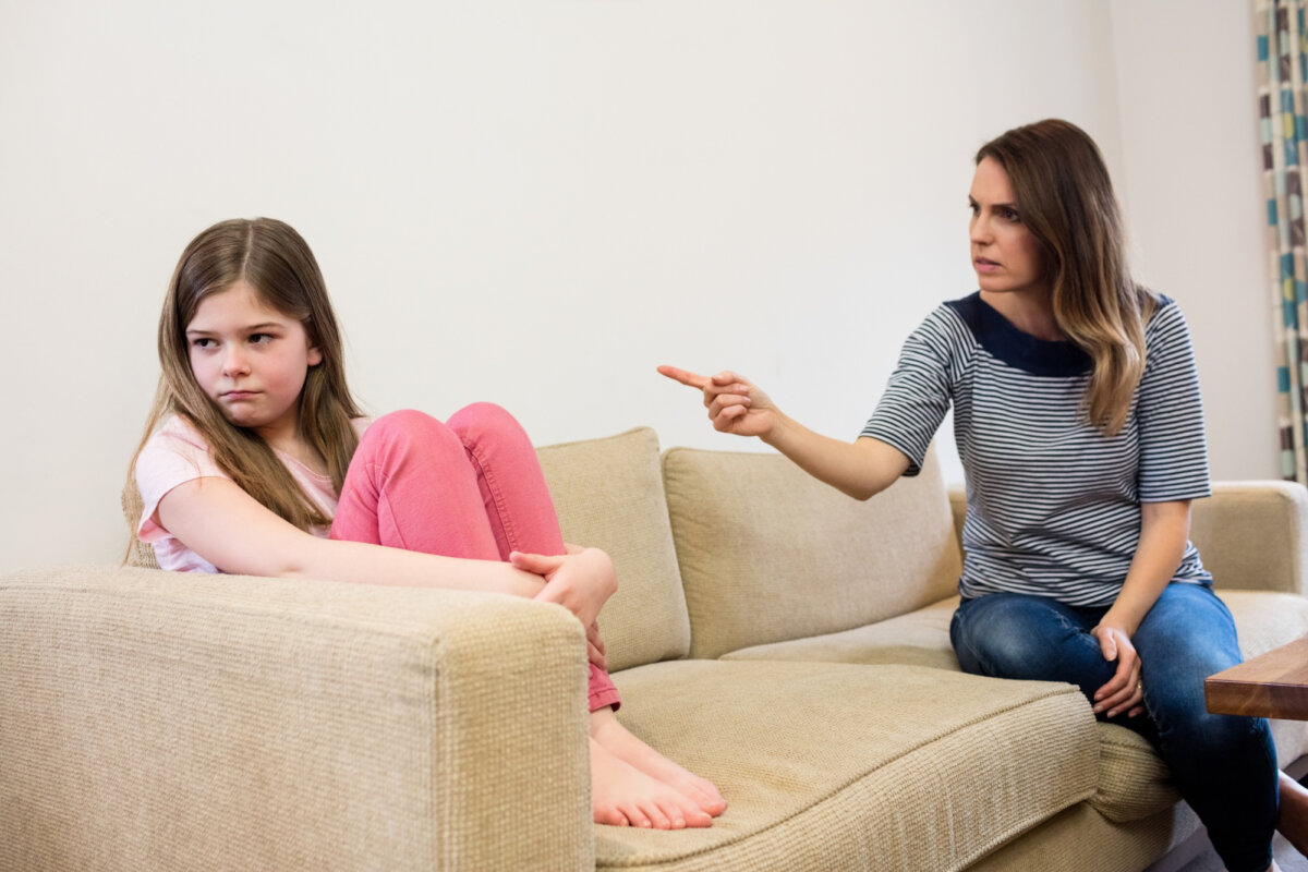 7 efectos de ser criados por padres sin inteligencia emocional