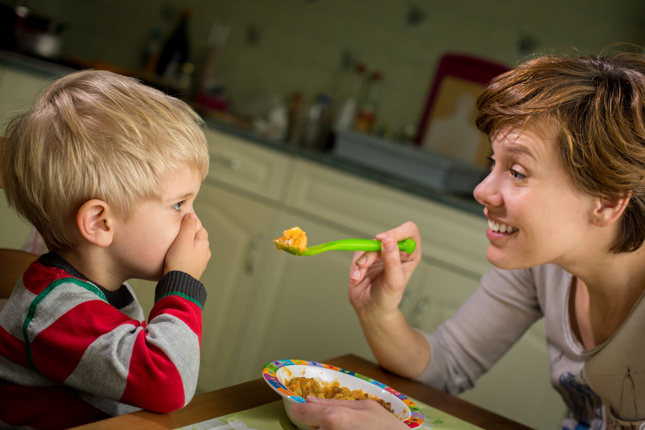 Mi hijo no quiere comer: ¿necesitará vitaminas?