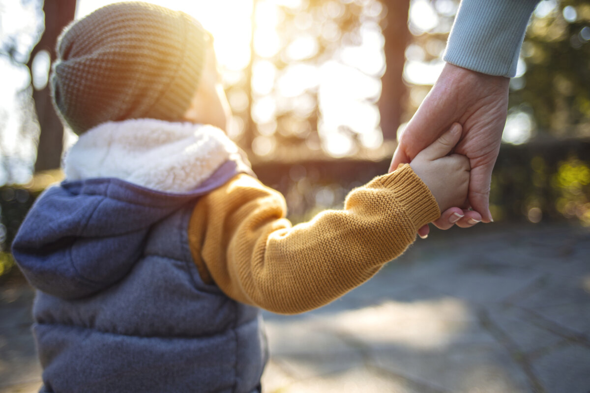 Educar a un hijo único: desafíos y consejos para padres