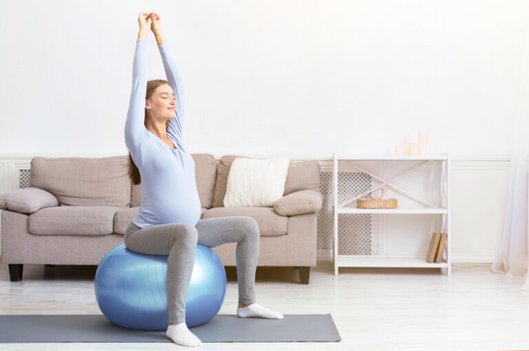 6 ejercicios de pilates ideales para el embarazo