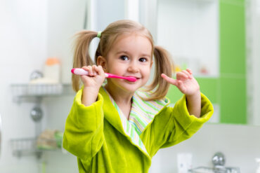 ¿Cada cuánto se debe cambiar el cepillo de dientes infantil?