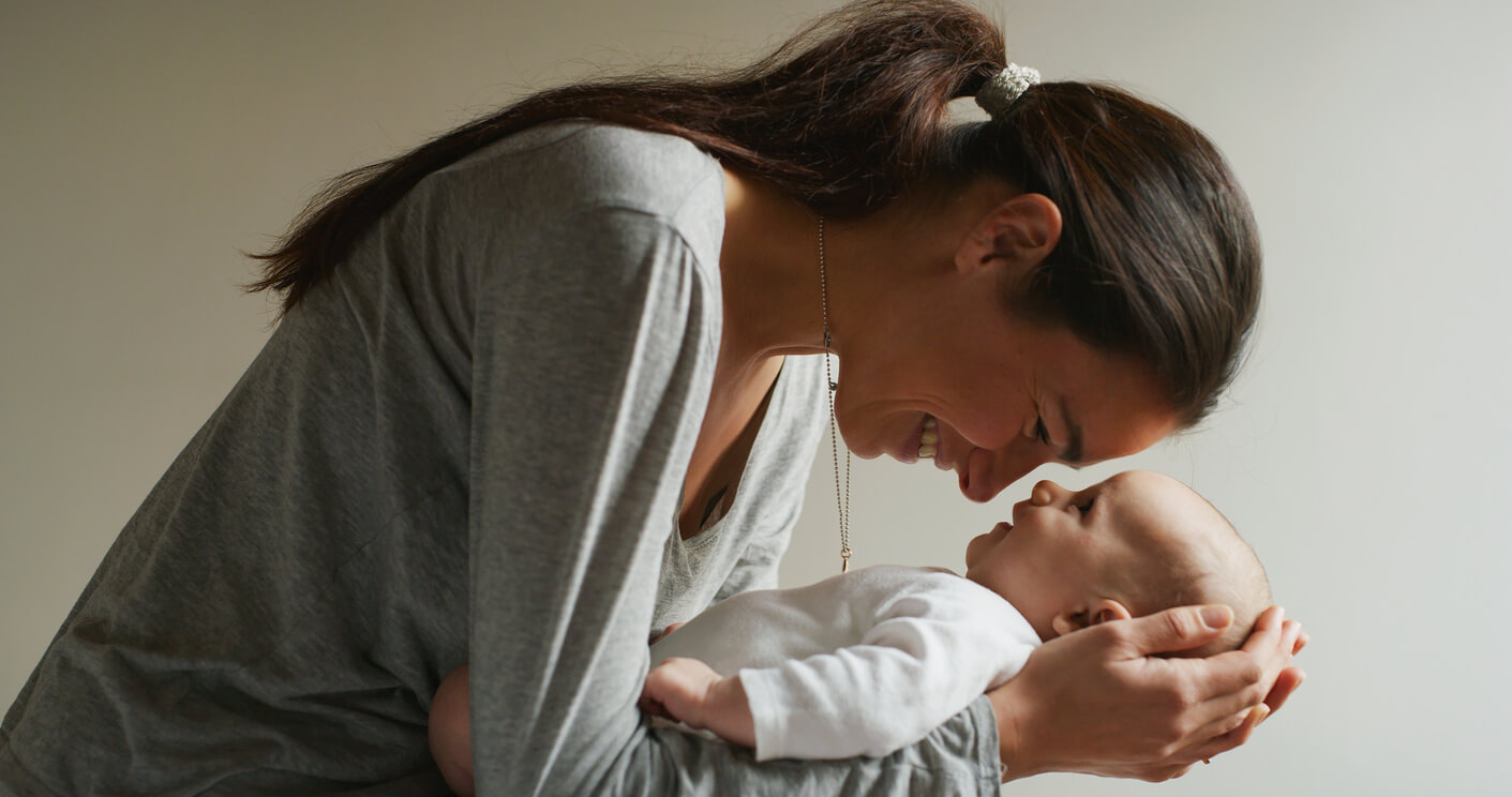 ¿Cómo estimular a un bebé de 1 mes? Ejercicios efectivos