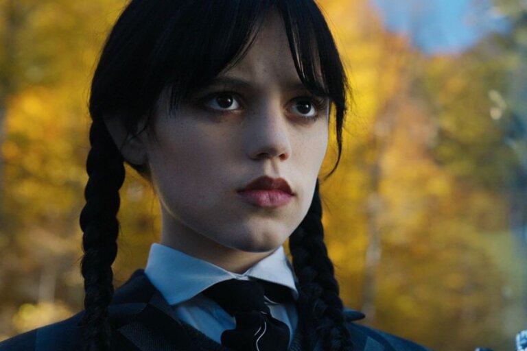 Así puedes crear un disfraz casero de «Miércoles Addams» de Netflix para Halloween