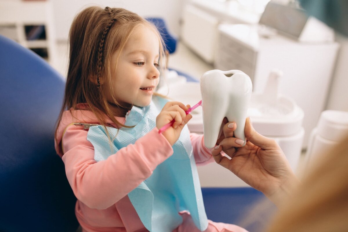 6 experimentos para enseñar higiene dental a los niños