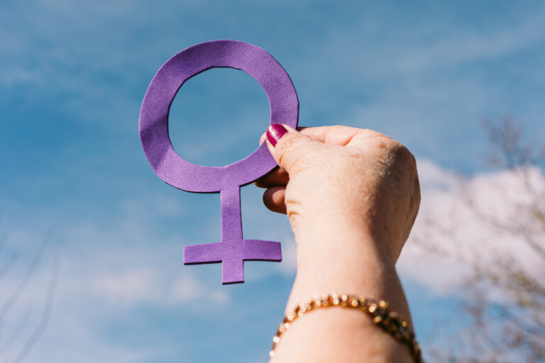 ¿Cómo explicarles a tus hijos el Día de la Mujer?