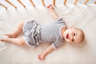 Hitos del desarrollo en un bebé de 8 meses