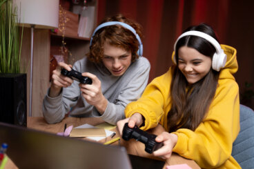 Cómo ayudar a tus hijos a tener una relación saludable con los videojuegos