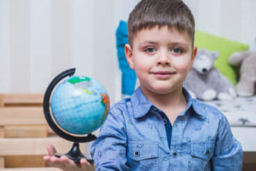 Educación bilingüe desde la infancia: cómo influye en el desarrollo y aprendizaje de los niños